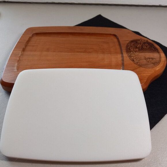 Dick Bailey 20th Anniversity Wooden/Plastic Cutting Board - Picture 2 of 8